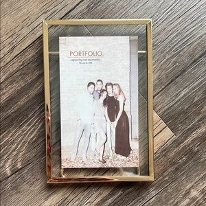 4x6” Gold Frame Picture Frame